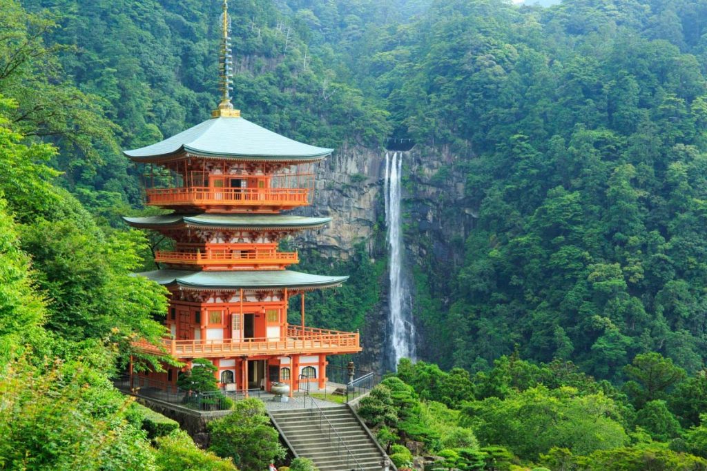 Air Terjun Terbaik Di Jepang 1